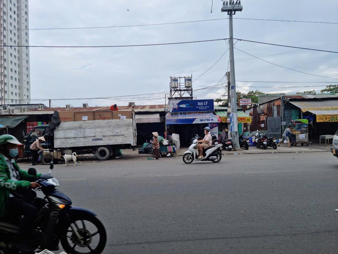 Đất Nền Nằm Ngay Trên Đường Cao Lỗ, Kế Bên Parc Mall Quận 8