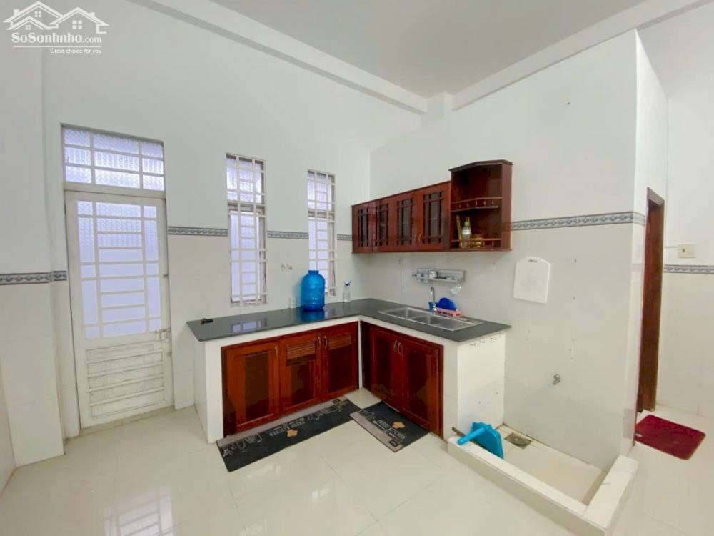Cho thuê nhà hẻm liên tổ 12,-20 Nguyễn Văn Cừ