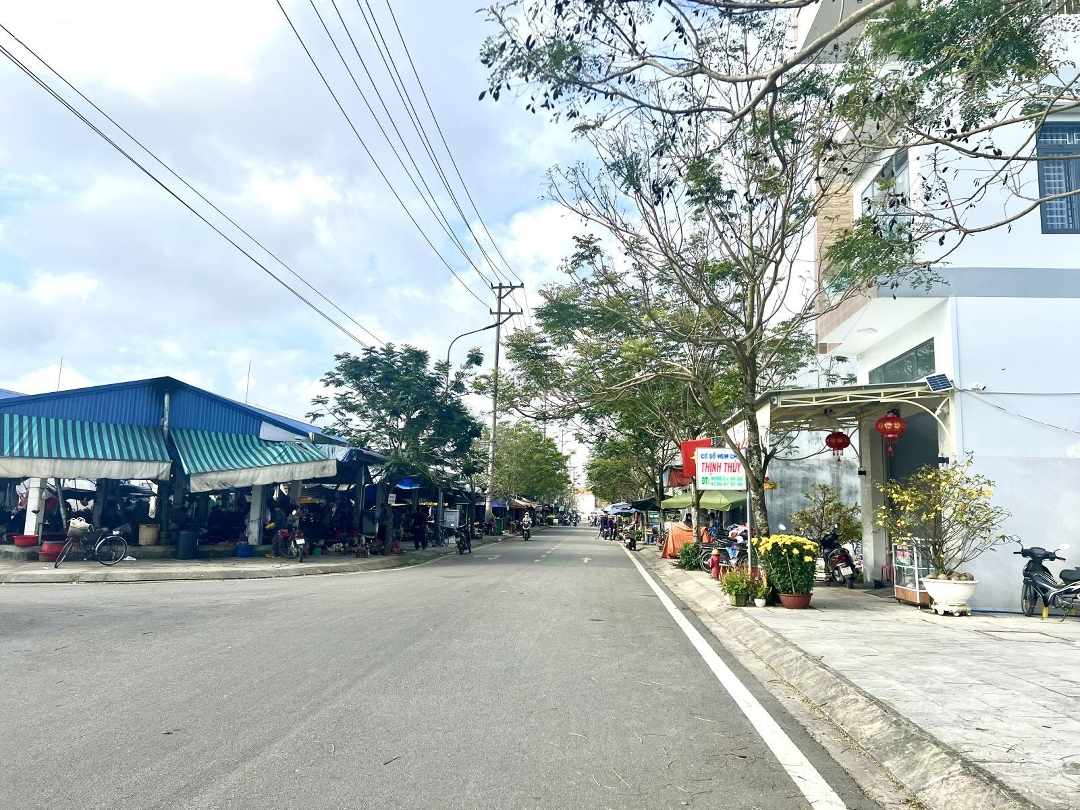 Bán Gấp 1 Lô Chợ Hàng Rượu Giá Chỉ 1Tỷ450 Rẻ Nhất Dự Án Hiện Tại