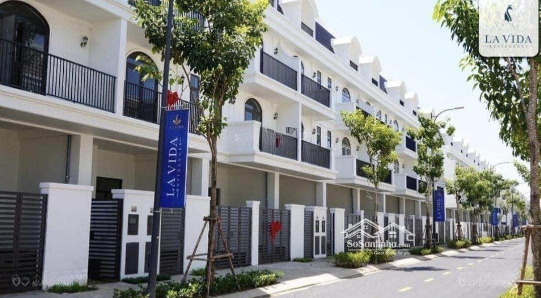 Bán Căn Liền Kề Hướng Đông Nam Giá Tốt Nhất Dự Án. Giá Bán 5 Tỷ Bao Hết Thuế Phí Sang Nhượng.