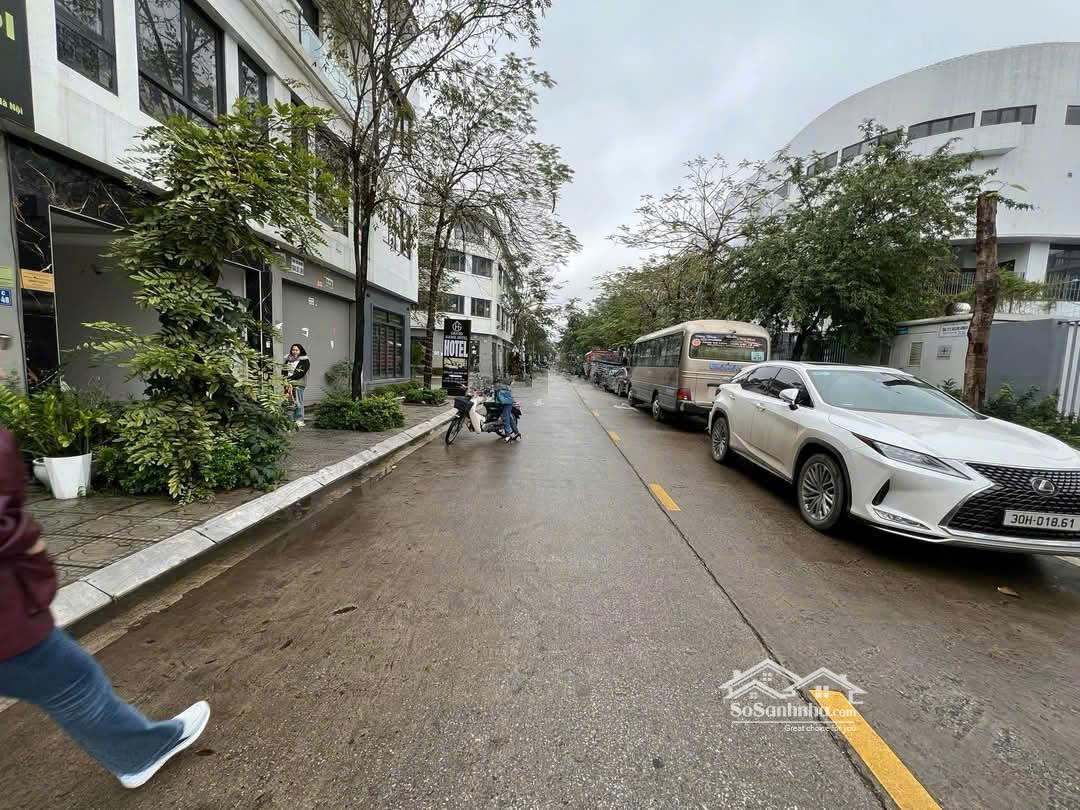 Bán Nhà Mặt Phố Kinh Doanh Xây 5 Tầng Hơn 10 Tỷ