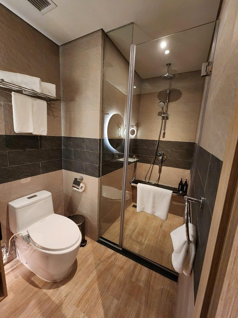 Bán Căn Hộ Chung Cư Tại Citadines Marina Hạ Long, 2 Tỷ, 45 M2