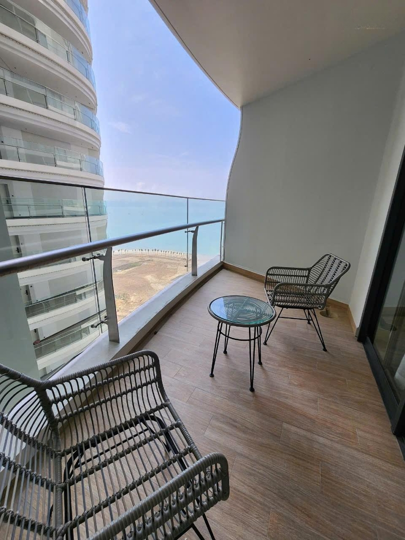 Bán Căn Hộ Chung Cư Tại Citadines Marina Hạ Long, 2 Tỷ, 45 M2