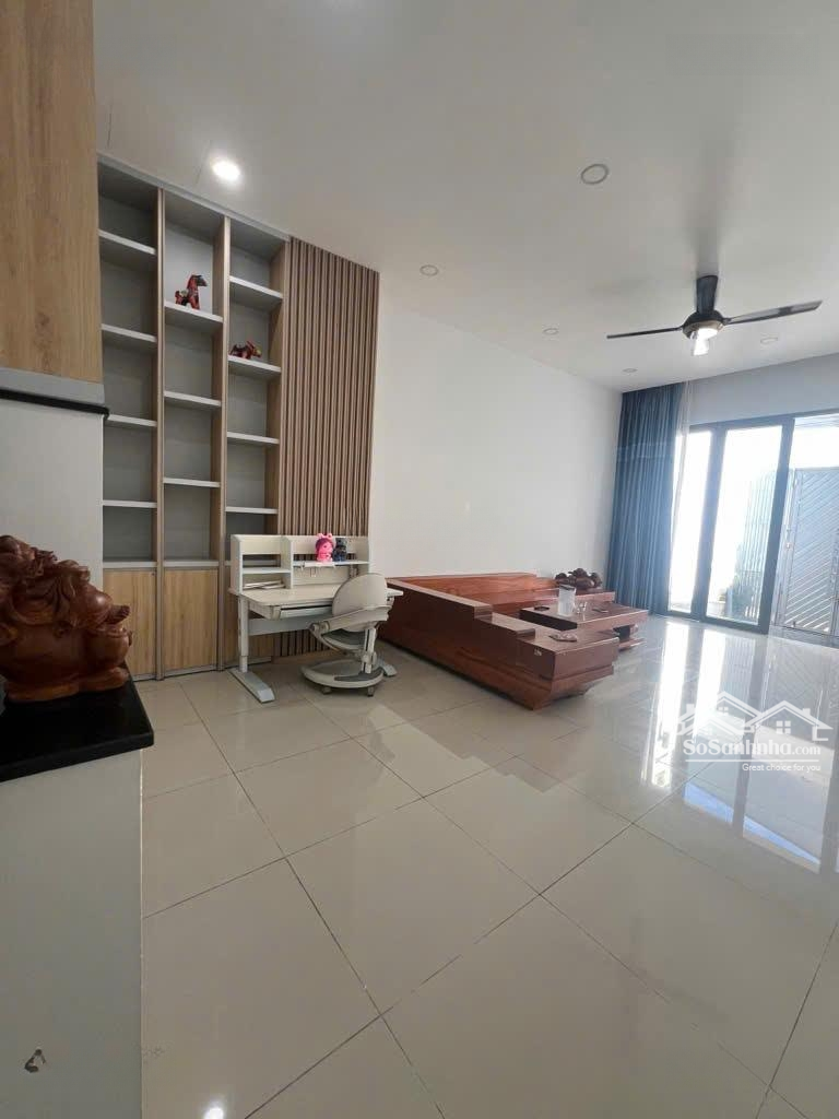 Nhà Phố Liền Kề Siêu Đẹp Tại Thủ Đức Chỉ 8 Tỷ 3 - Giảm Ngay 700 Triệu Cho Ai Nhanh Tay!