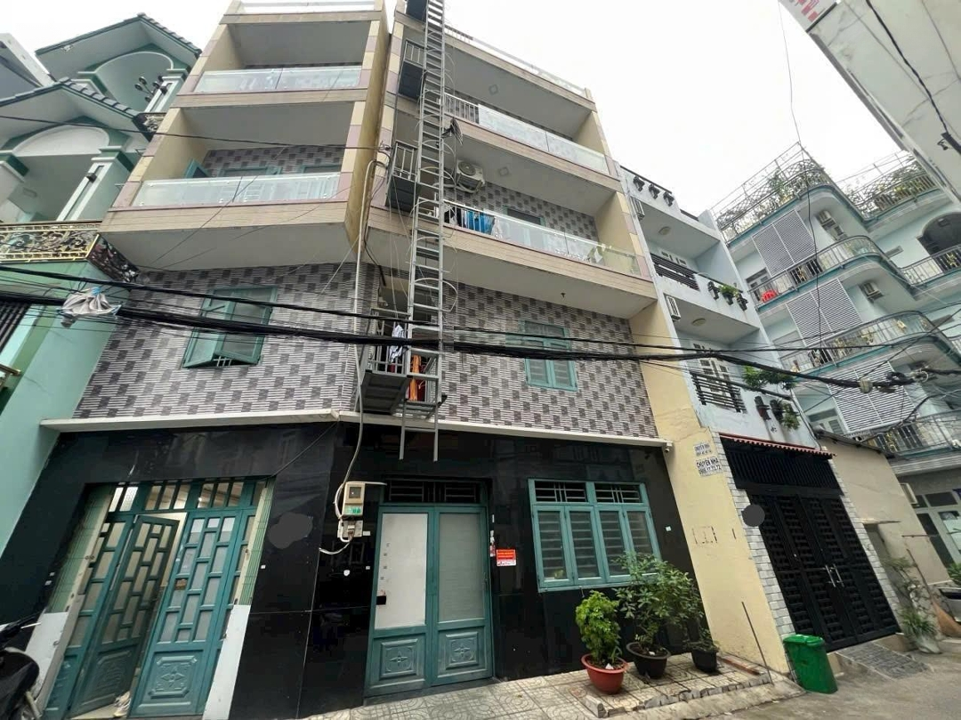 Bán Chdv Ngay Vườn Lài, Trung Tâm Tân Phú - Gần 200M2, Ngang 10M,Hẽm Xe Hơingủ Nhà - Chỉ 19Tỷ