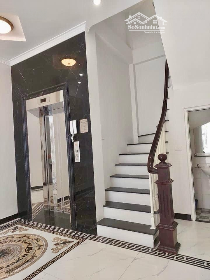 Ngô Gia Tự- Chủ Mót Bán - Giá Thiện Chí -Diện Tích80M2 X5 Tầng Thang Máy-Mt Rộng-Đường 2 Oto Tránh-12Tỷ