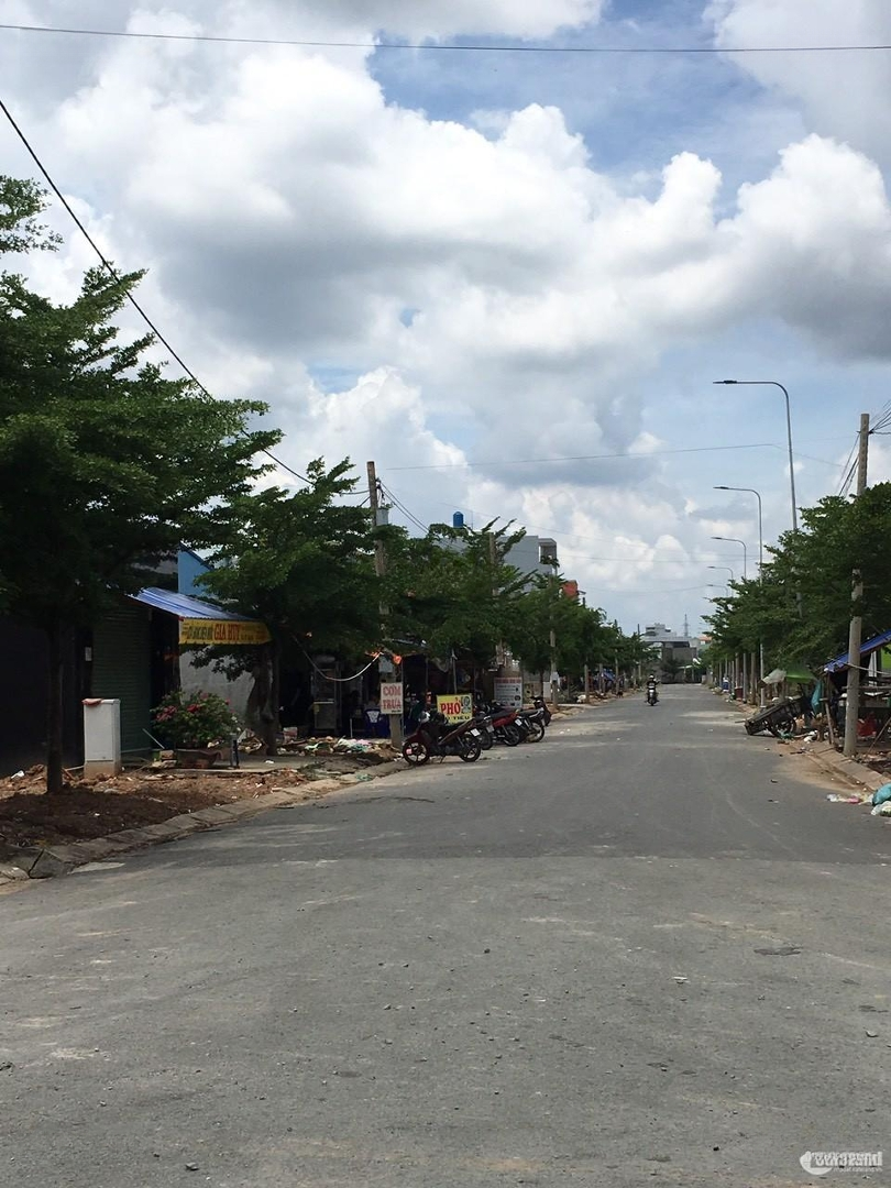 Chính Chủ Cần Tiền Gấp Để Thanh Lí N.ợ Ra Nhanh Lô Đất 45M2, Shr,Trần Văn Giàu, Lê Minh Xuân, Bc