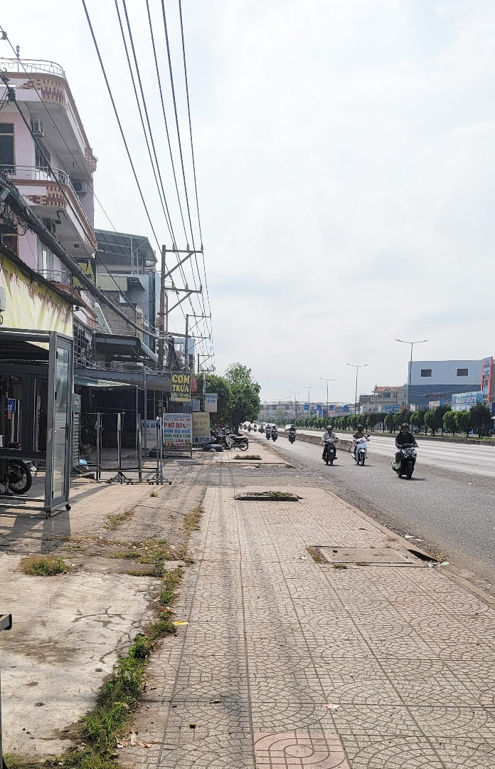 Cho Thuê Nhà 3 Tầng, Ql51 (Gần Cổng Đh. Mở), P. Long Bình Tân, Biên Hoà