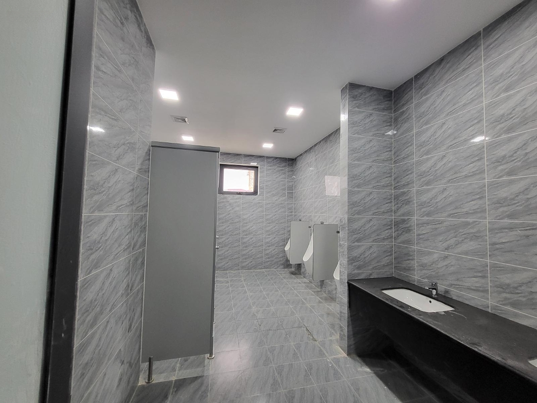 Cho Thuê 150M2 Trên Tòa Nhà Văn Phòng Đường Võ Nguyên Giáp, Hồ Sen, Hải Phòng