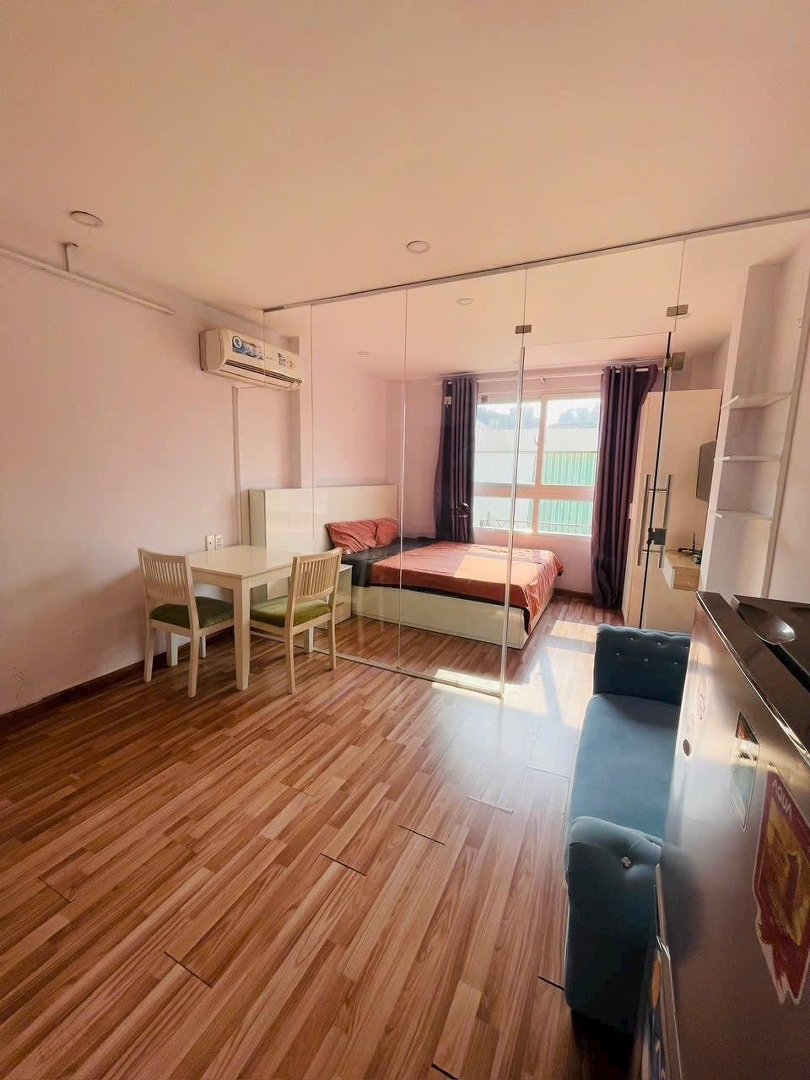 Chính Chủ Cho Thuê Chdv Hẻm Đinh Công Tráng P.tân Định Q.1 Ful Nt Có Hầm 5, 4 Triệu Liên Hệ: 0901 970 599 Ngân
