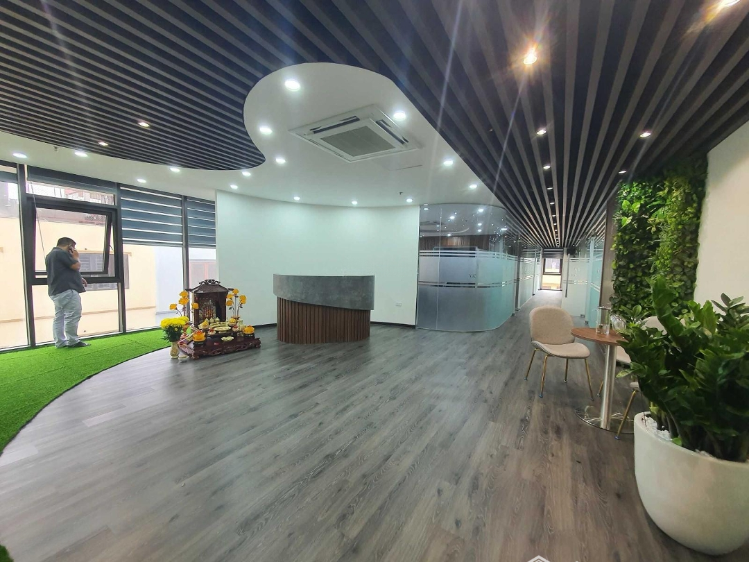 Cho Thuê Nhà Mặt Phố Minh Khai - Đoạn Đẹp -Diện Tích450M2 X 2 Tầng -Mặt Tiền20M - Nhà Mới - Hợp Làm Showroom