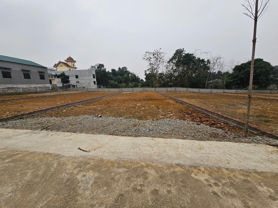 Bán Mảnh Đất 348M2 (50M2 Thổ Cư), Mặt Tiền 10.5M Tại Gò Mè, Cư Yên, Lương Sơn, Hòa Bình