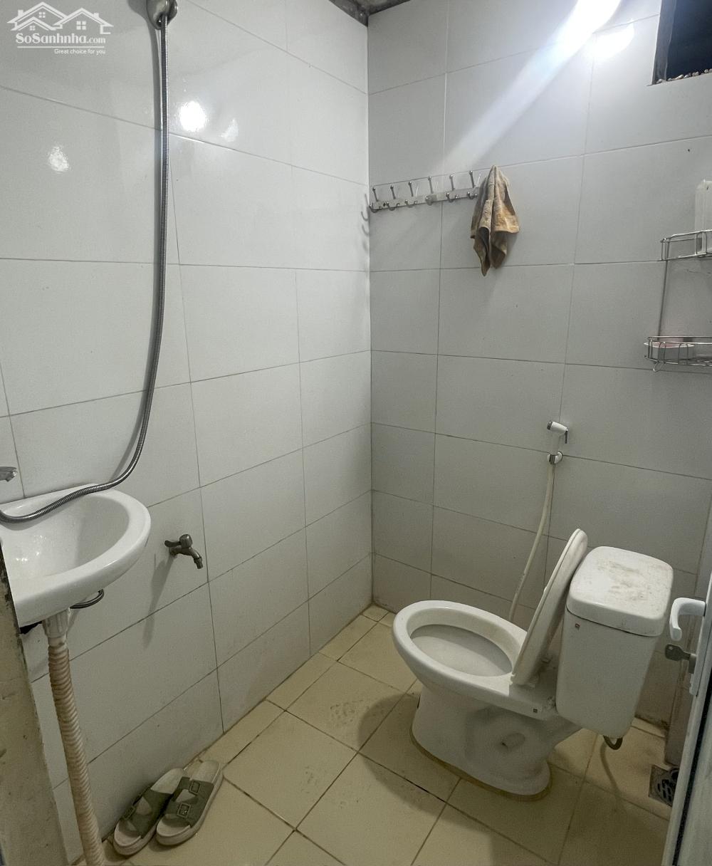 Cho thuê phòng 25m2,tầng 1,khép kín,giờ giấc tự do, 2,5tr/tháng phố Nguyễn Chính,Hoàng Mai