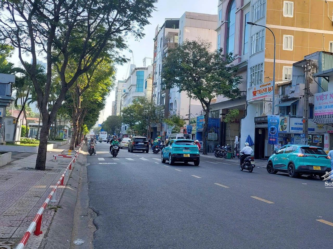 Mt Đường Phạm Ngũ Lão, P. Pnl, Quận 1 - Diện Tích: 4M X 20M - Giá: 59 Tỷ - Hđt: 140 Triệu/Tháng