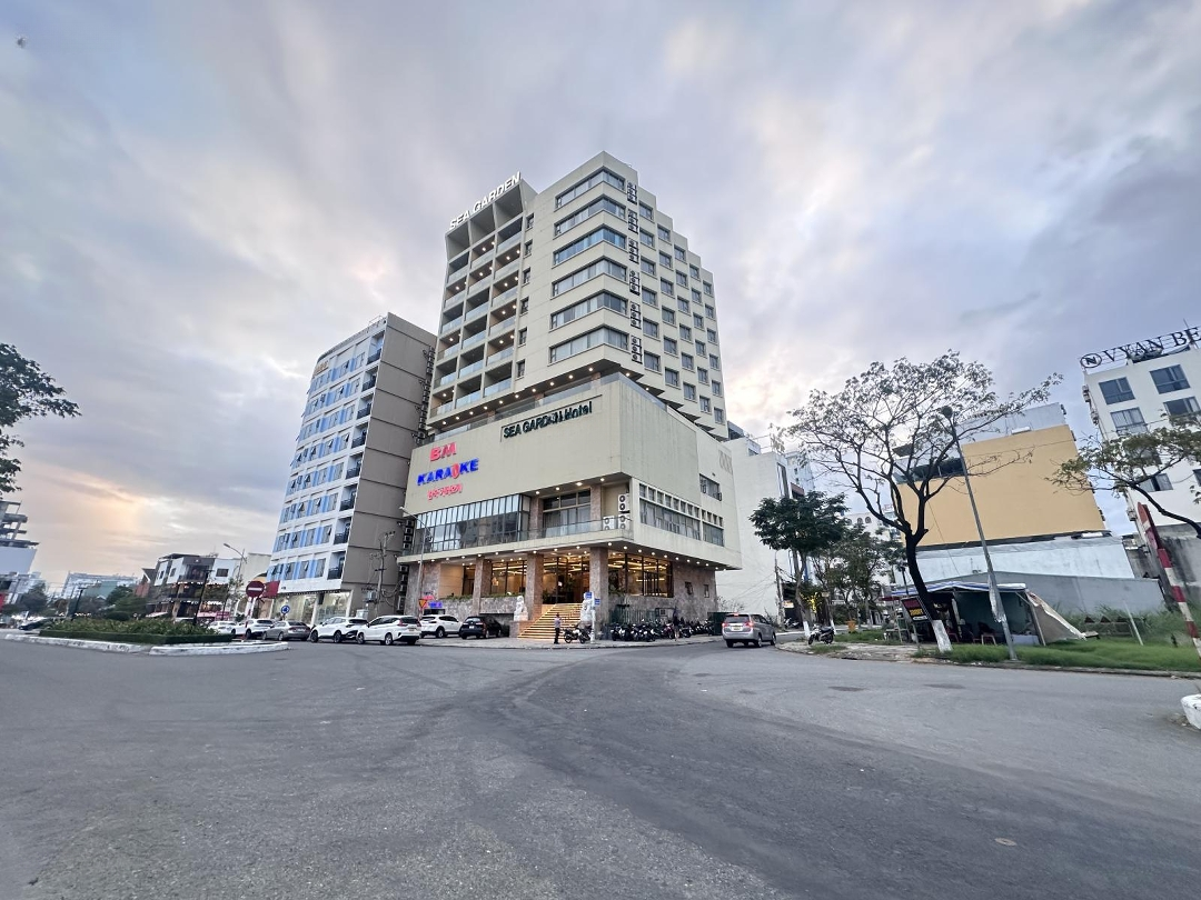 Cho Thuê 2 Lô Góc Tại Đường Lê Văn Quý : 435M2 & 465M2