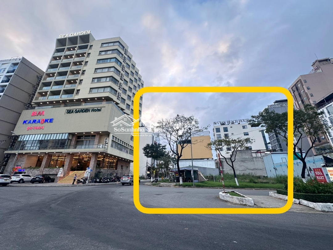 Cho Thuê 2 Lô Góc Tại Đường Lê Văn Quý : 435M2 & 465M2