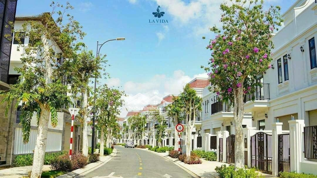 Biệt Thự Song Lập La Vida Vũng Tàu 172M2 Giá Bán 9,4 Tỷ Bao Hết Thuế Phí Chuyển Nhượng