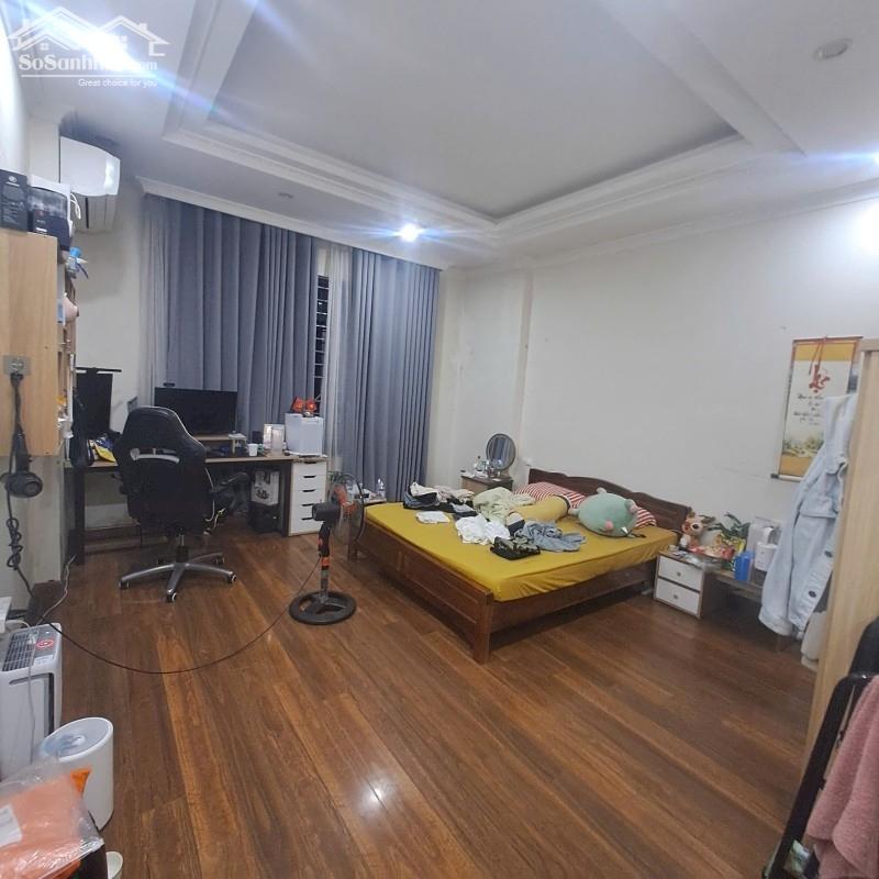 bán nhà hàng xóm láng hạ,đống đa,70m2,dân xây,5 ngủ ở luôn chỉ hơn 9 đồng