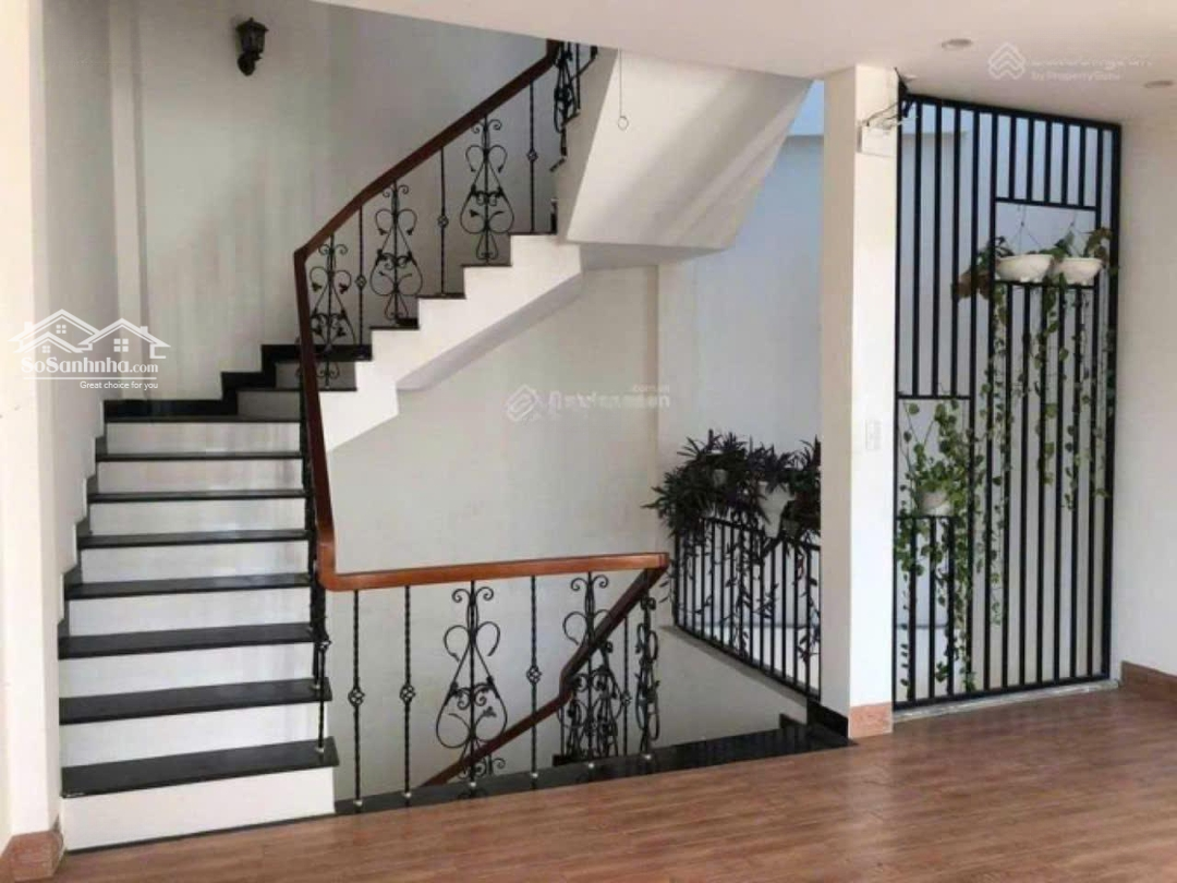 Bán Biệt Thự Sân Vườnmặt Tiềnđỗ Nhuận - Gần Chơ