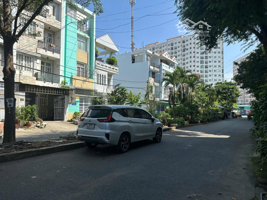 Bán Nhà Đường 49 Bình Trưng Đông Q2, Mặt Tiền Đường Đôi 20M - 5X20 100M2 2 Tầng, Sổ Riêng Hoàn Công