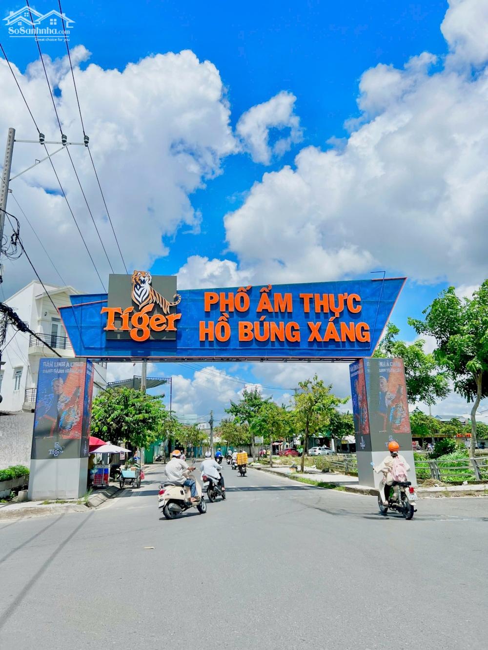 Bán đất mặt tiền vị trí kinh doanh nhộn nhịp giá dưới 25 tỷ