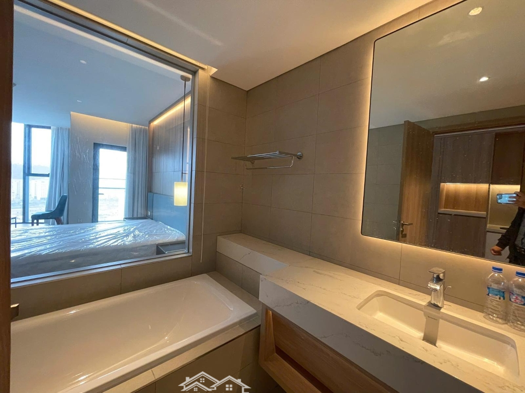 Chính Chủ Cần Tiền Bán Nhanh Căn Hộ 1 Phòng Ngủview Hồ Tại Toà Tháp À La Carte Mặt Biển Hạ Long