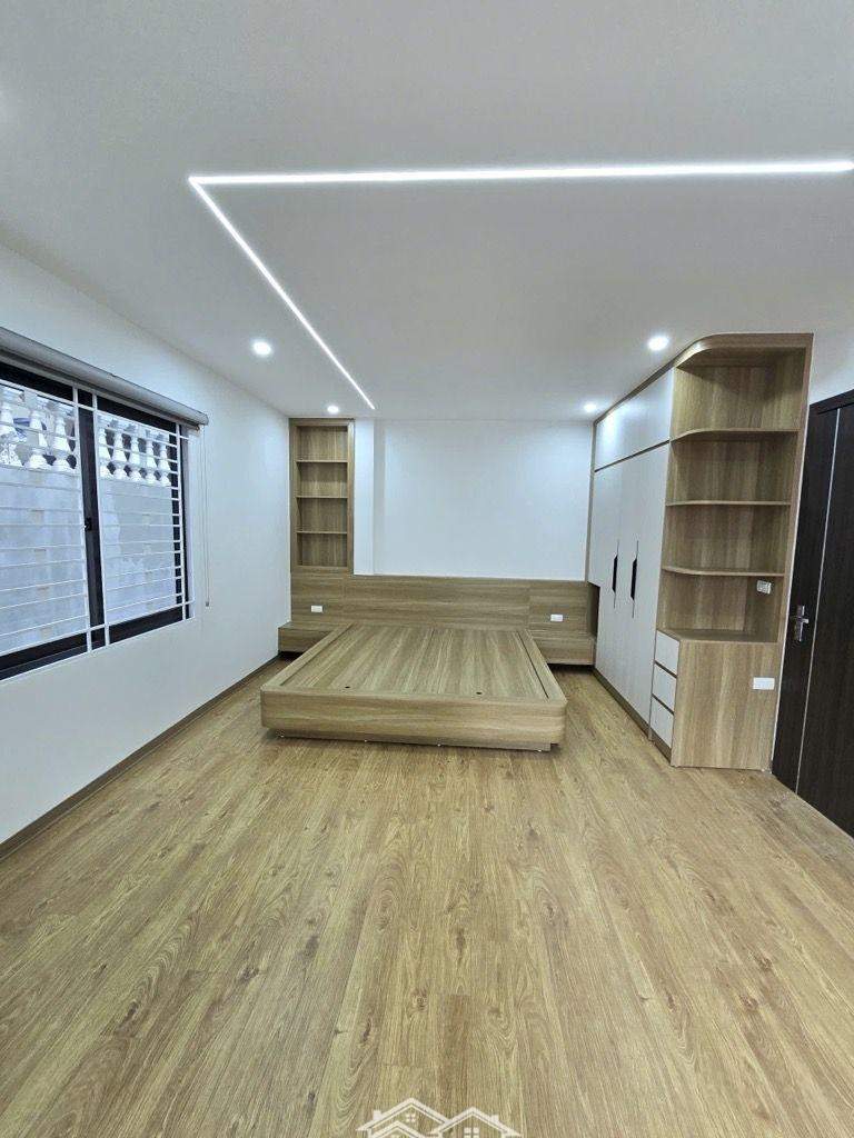 Chính Chủ Cần Bán Căn Nhà Nhà Phố Kim Giang 65M2, Ngõ Trước Nhà Ô Tô Tránh Nhau Vào Nhà