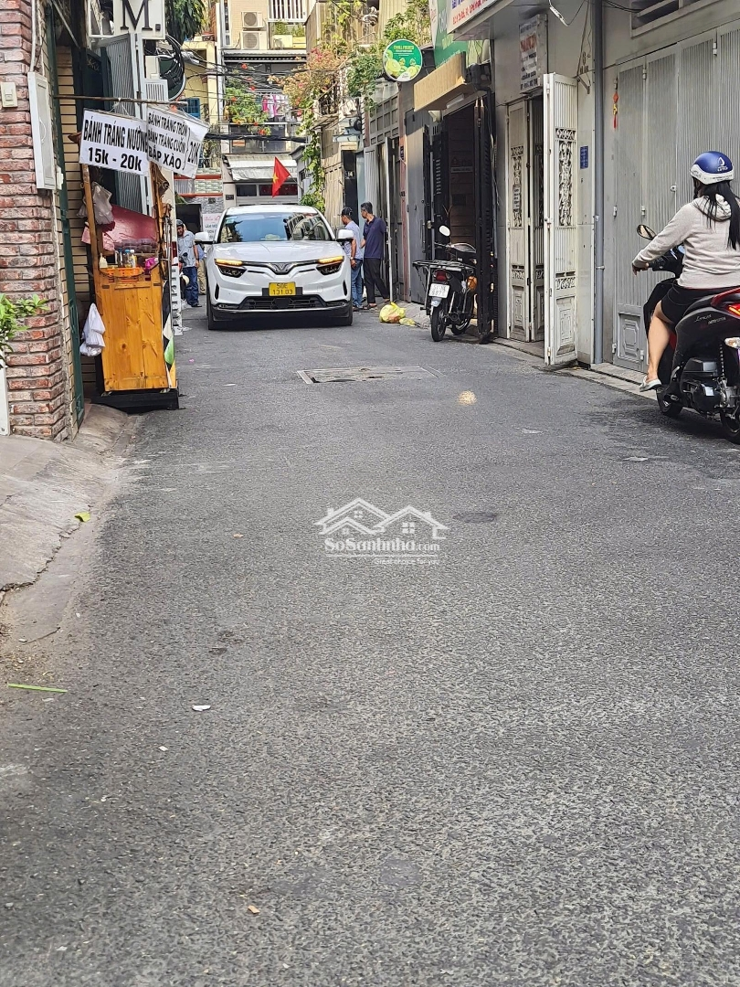 Nhà Đẹp, Hiếm Nhất Q.pnhuận,Vuông Vức, Dt(5,2X16,2),Cn 84,2M2,Sàn Xd 170M2, 2 Tầng, 4 Phòng Ngủ 3 Vệ Sinh