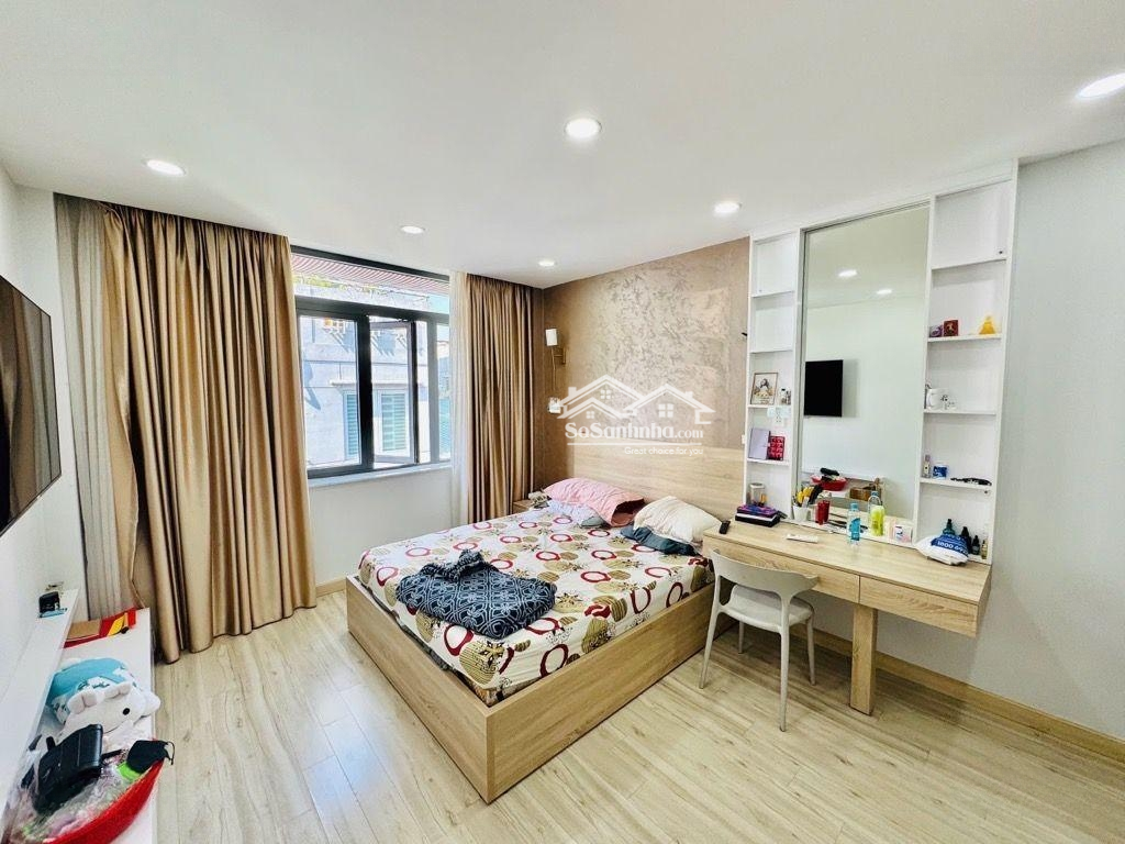 Bán Nhà Riêng Cao Thắng, 12 Tỷ, 60 M2, 4 Phòng Ngủ 5 Vệ Sinh Có Thang Máy , Nhiều Tiện Ích