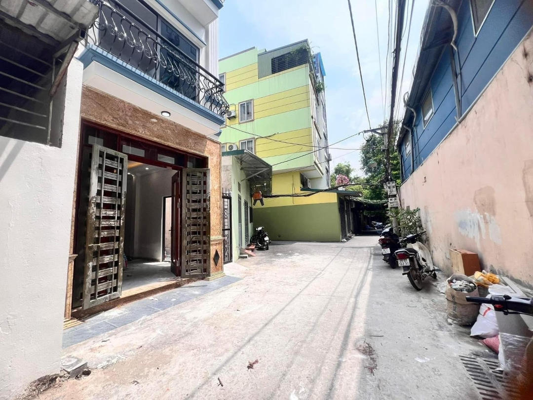Mê Mẩn Miên Man Một Căn Nhà Đẹp Mới Tại Hà Trì Với 35M2, 5 Tầng Thoáng Mát, Mặt Ngõ Rộng, Giá Bán 6.5Tỷ