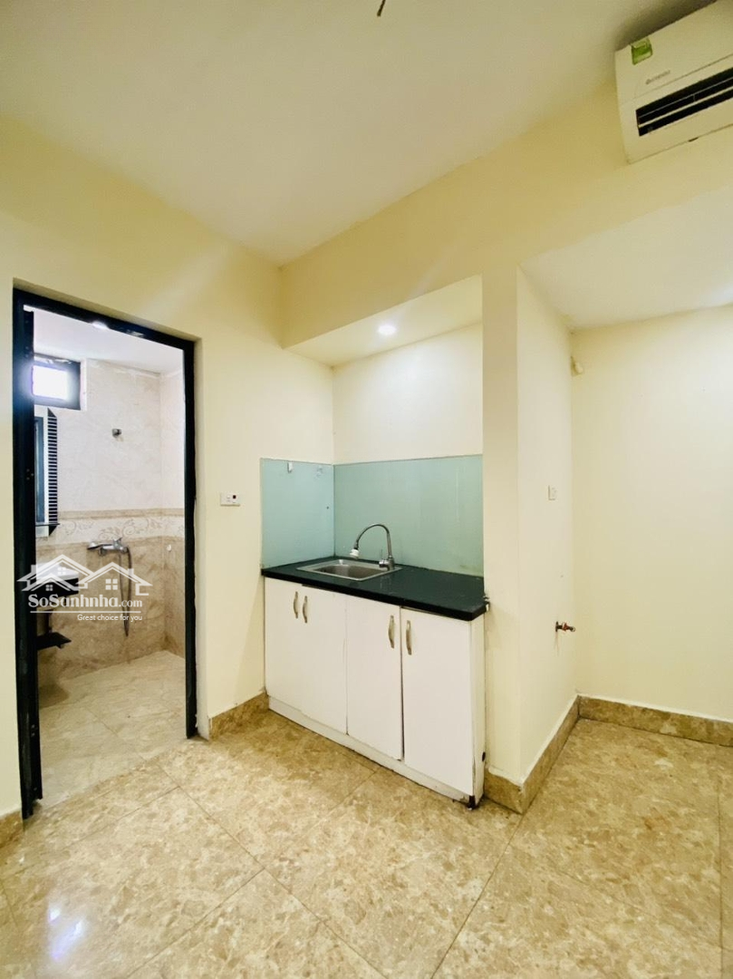 Căn Hộ Full Nội Thất: Thang Máy, Đh, Nl, Giường Tủ, 40M2, Ngõ 21 Lê Văn Lương , 5.6 Triệu/Tháng