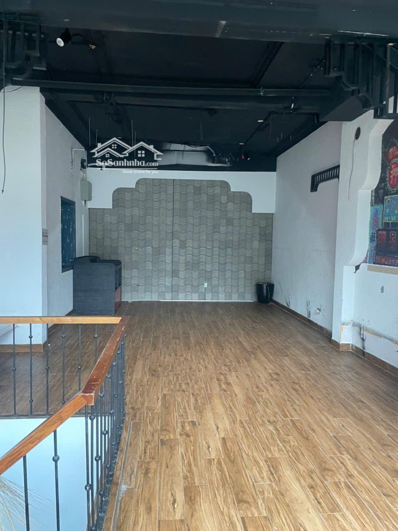Trợ Duyên Cho Thuê 150M2 X 2 Tầng Mặt Phố Đoàn Trần Nghiệp, Mặt Tiền 7M , 70 Triệu/Tháng Uy Tín!