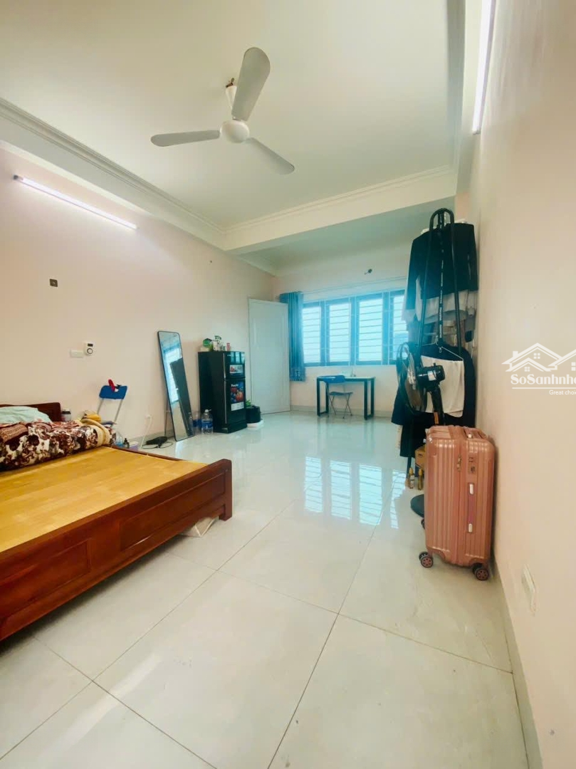 Phòng Trọ Full Nt Cực Đẹp: Đh, Nl, Giường Tủ, Quạt Trần, Kệ Bếp 3,8- 4 Triệu/Th Tại 301 Phạm Văn Đồng