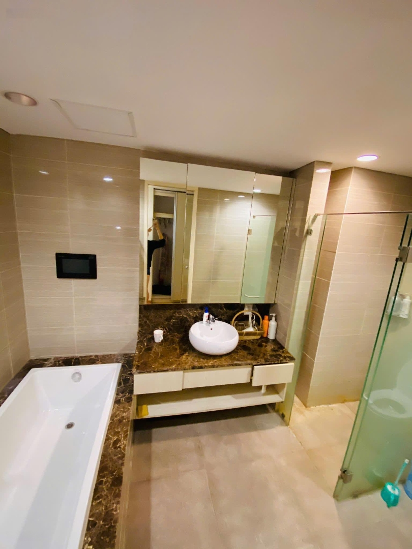 Bán Căn Hộ Hot Sang Xịn Ecogreendiện Tích75M2 2 Phòng Ngủ 2 Vệ Sinh Giá Bán 4,7 Tỷ, Liên Hệ: 03697.36444 Mr Quân