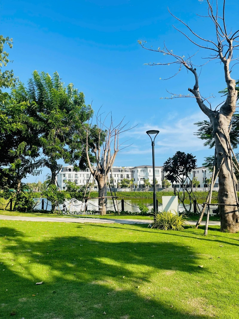 Bán Nhà Phố Tại La Vida, Ngang 7M, 135M2 Đất, Giá Bán 7,9 Tỷ Có Đất Trống Bên Hông