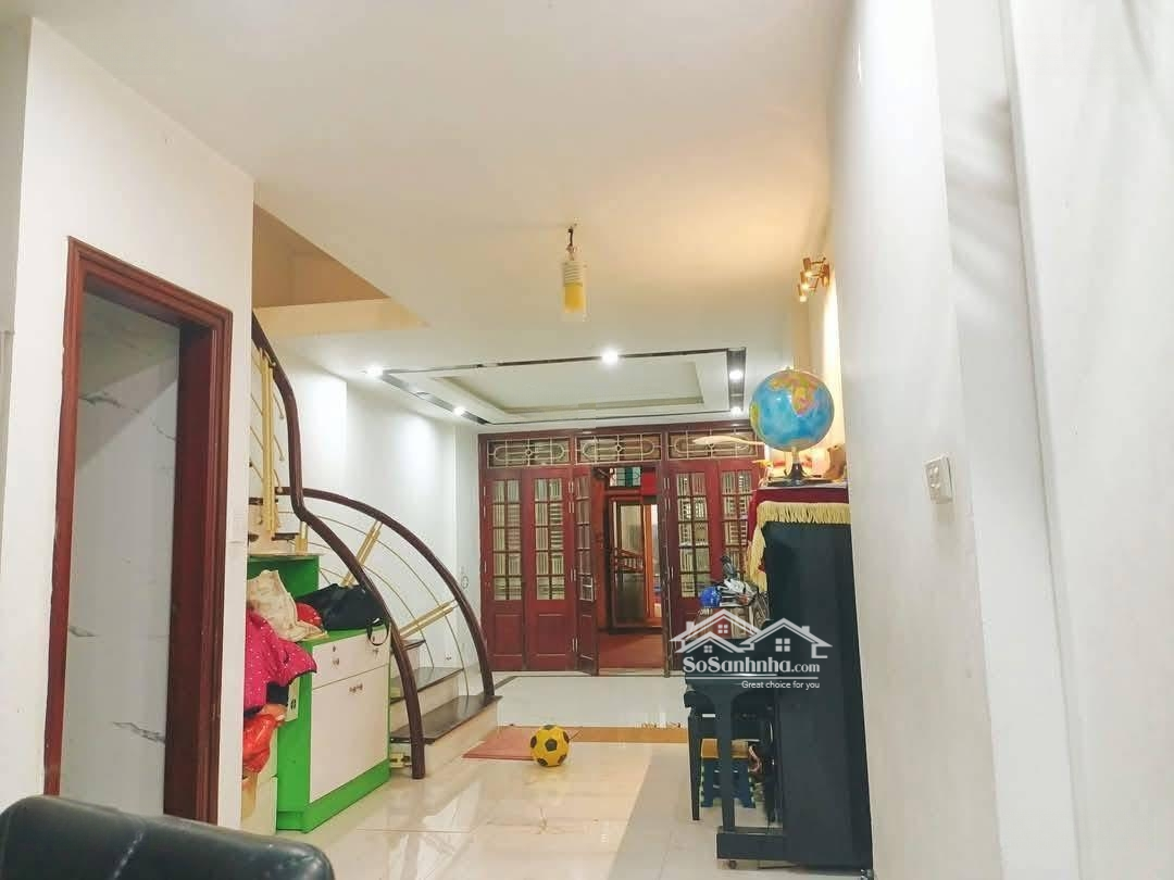 Nhà Phố Vũ Hữu, Phân Lô, Ô Tô, Kinh Doanh, 54M2 Sổ Vuông Trước Sau, Nhỉnh 18 Tỷ