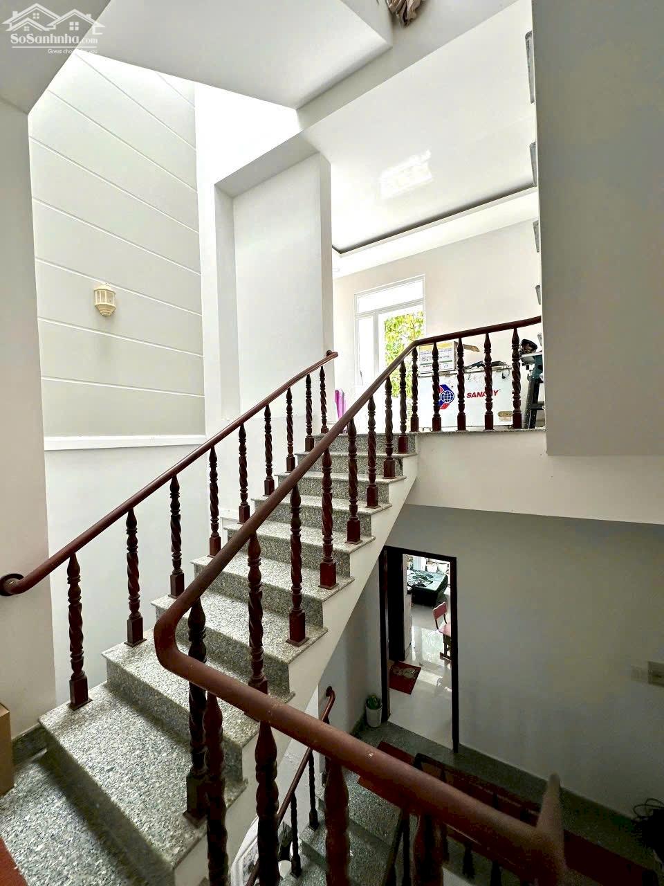 CHO THUÊ NHÀ 2 LẦU TRỤC LỘ 35m KDC HƯNG PHÚ
