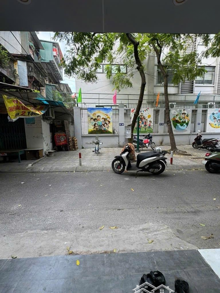 Bán Nhà Tập Thể Phố Thành Công Trung Tâm Ba Đình Ô Tô Tránh 3.98 Tỷ - Sổ Đỏ Chính Chủ