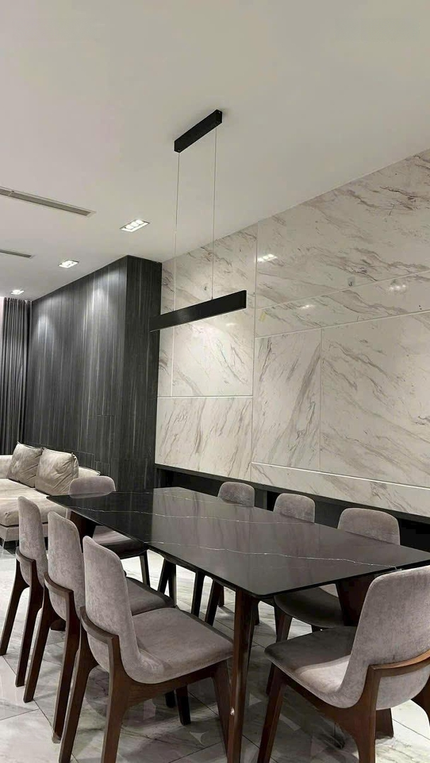 Bán Gấp Căn 3 Ngủ Royal City, Nguyễn Trãi, Thượng Đình, Thanh Xuân, Giá Chỉ Hơn 80 Triệu/M2