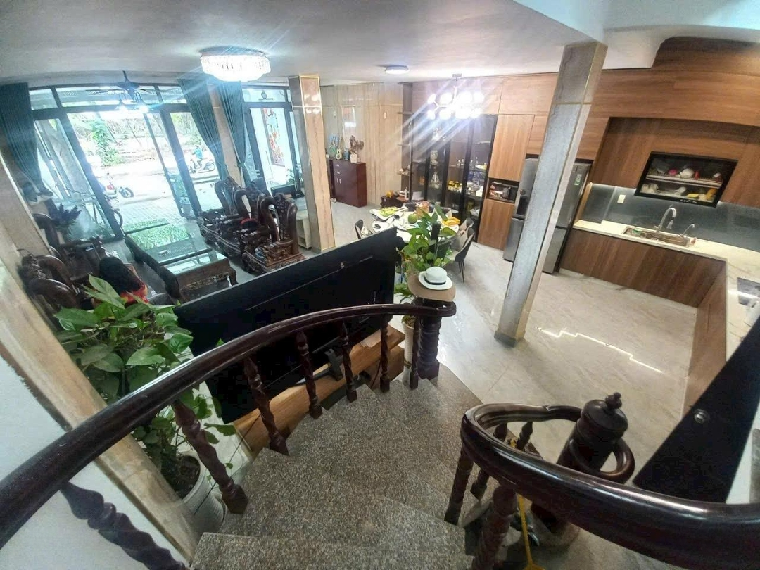 Chuyển Công Tác Cần Bán Gấp Căn Nhà Phố Mặt Tiền Đường Số 1 Phú Mỹ Quận 7. 7X16M Cn 112M2, 3 Tầng.
