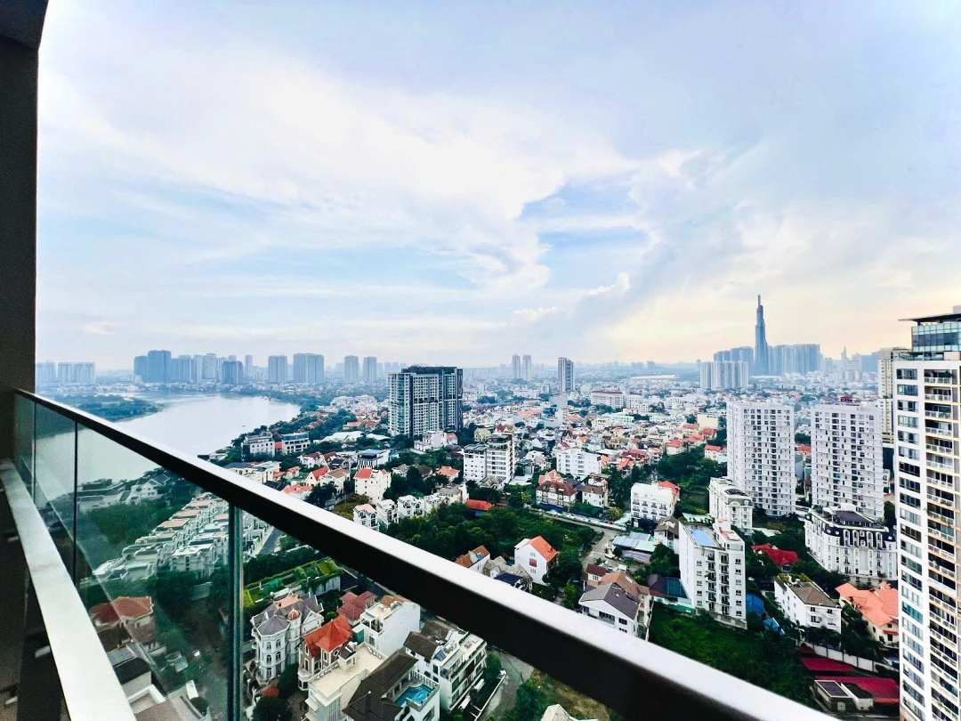 Giá Tốt! Bán 02 Phòng Ngủ Thaodien Green, Mã Căn 09 Diện Tích: 84M2, View Lm81, Giá Bán 11,5Tỷ. Liên Hệ: 0931356879