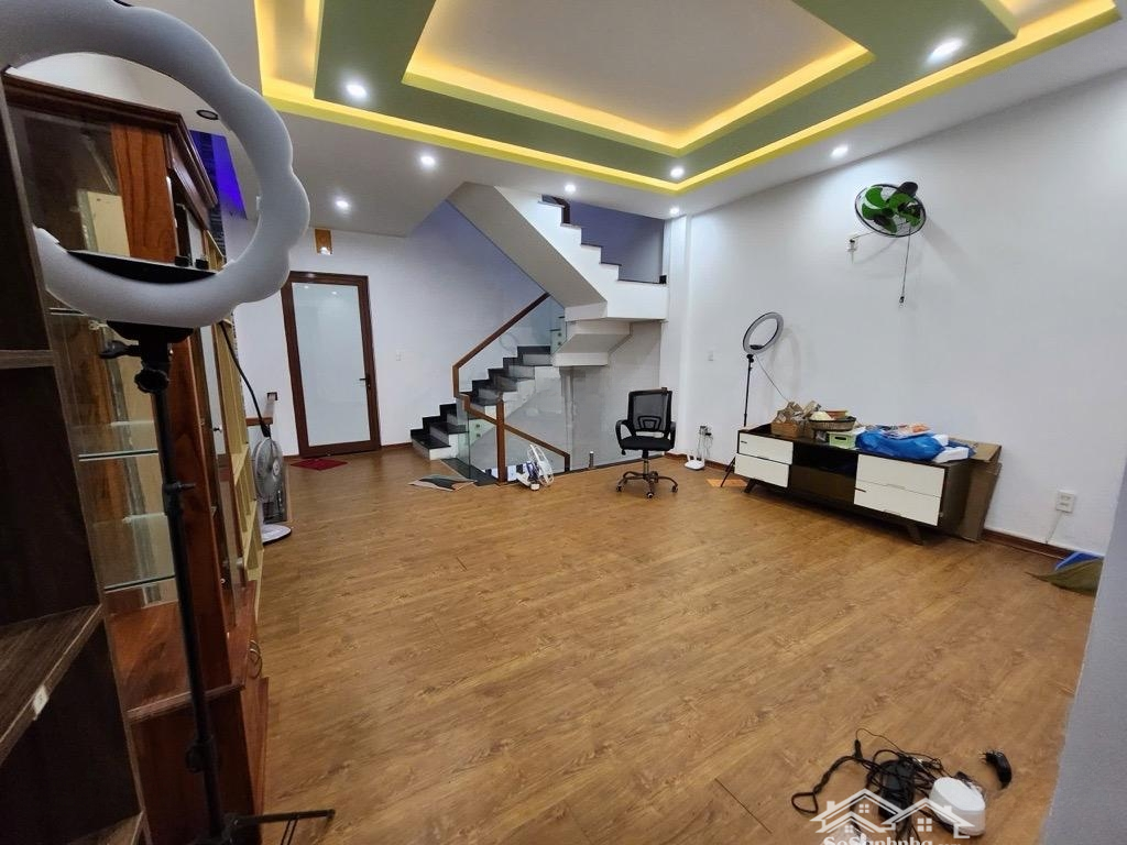 Hiếm - Bán Nhà 4 Tầng Đường Trần Quý Khoách, Liên Chiểu Giá Tốt. Liên Hệ: 0911.720.390 Mr Thanh