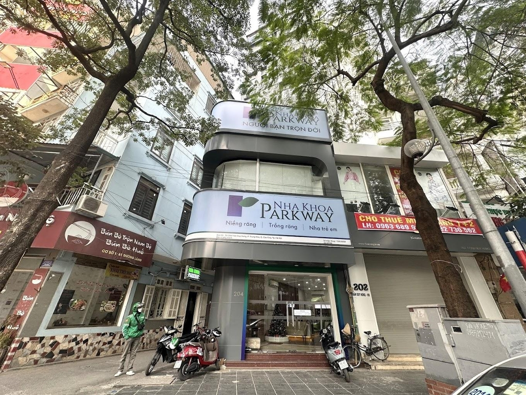 Cho Thuê Nhà Mặt Phố Tại Đường Trần Duy Hưng, Cầu Giấy, Giá Cực Chất 150 Triệu, 100M2