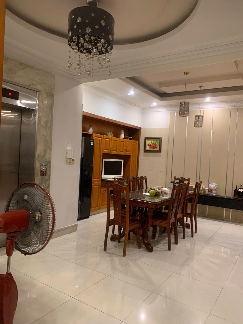 Bán Nhà Vị Trí Đẹpmặt Tiềnkhu Cư Xá Lữ Gia P15 Q11. Cáchmặt Tiềnlý Thường Kiệt 15M Dt: 4X16M 4 Tầng Lầu