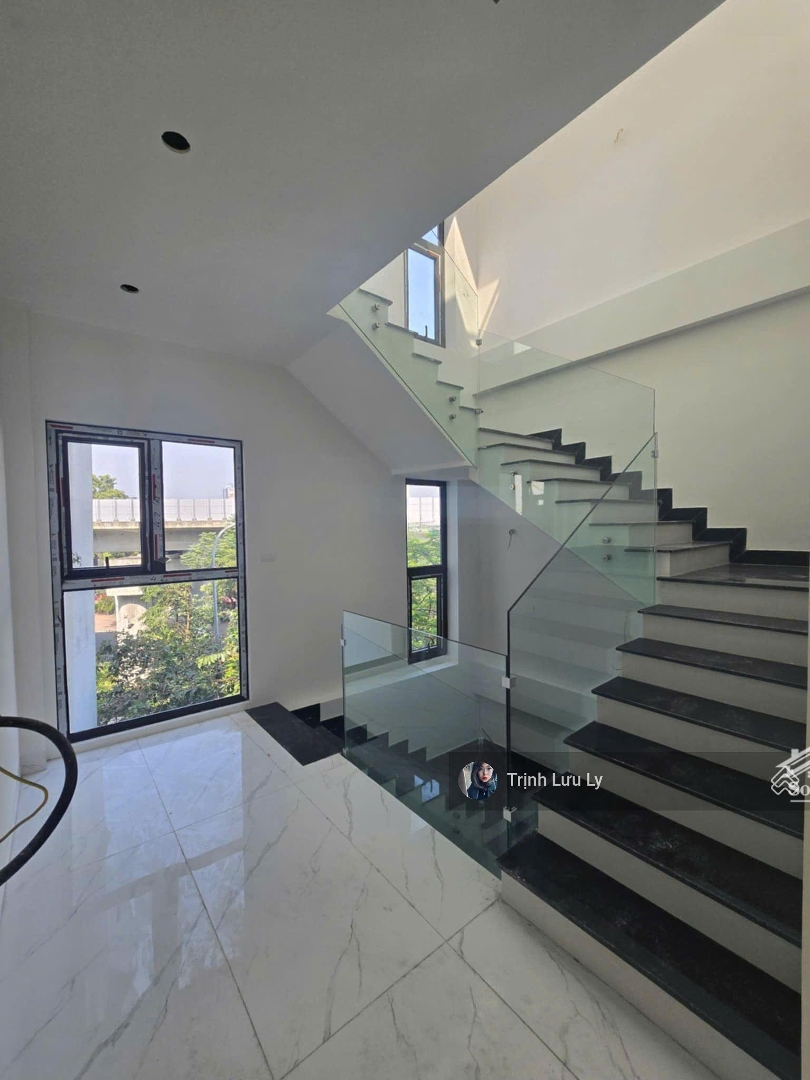 Bán Nhà 24 Đặng Tiến Đông 44 M2 Cách Phố Một Nhà Ô Tô Sát Nhà Giá Bán 15.3 Tỷ Có Thương Lượng