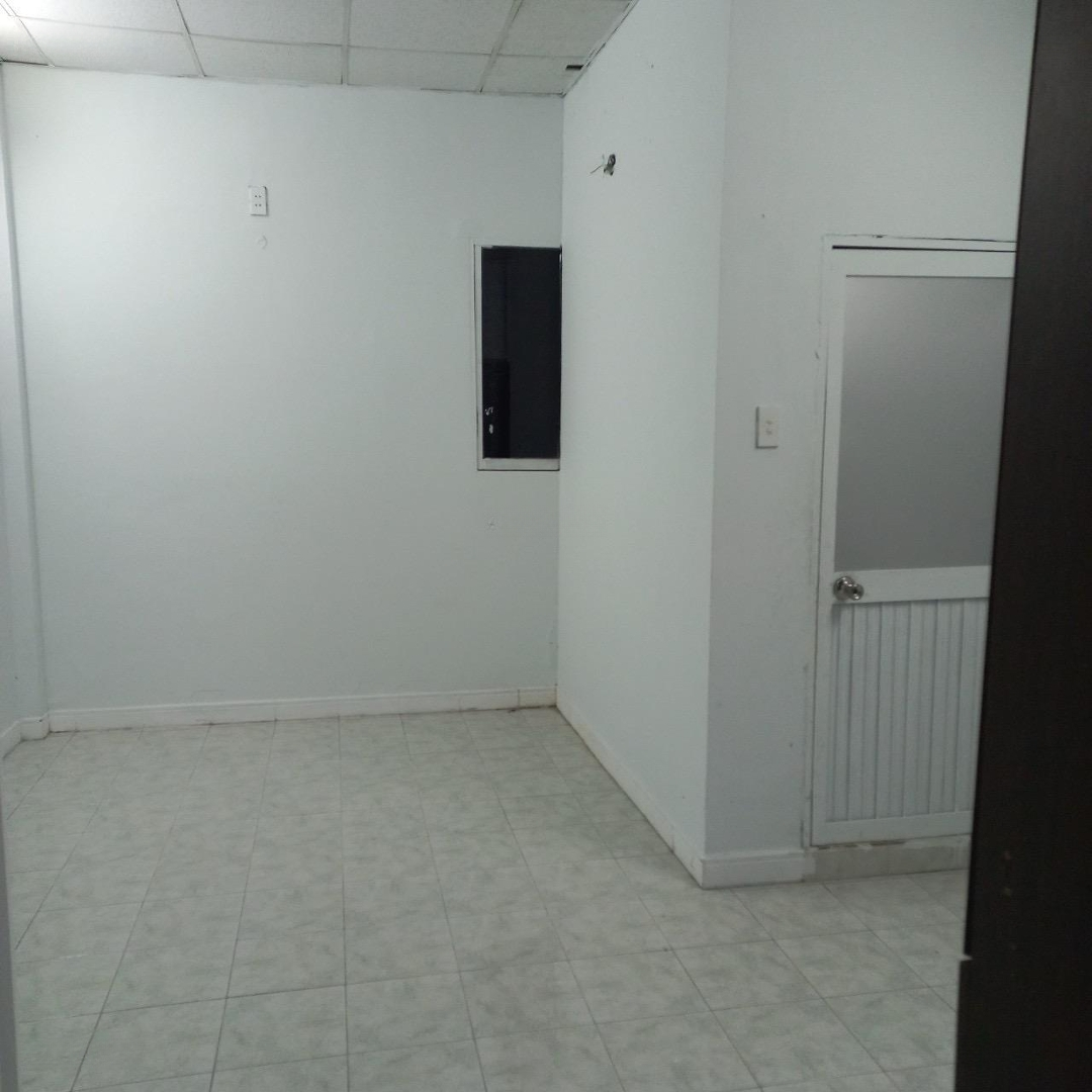 Bán Nhà Đường Yersin 38M2 Quận 1