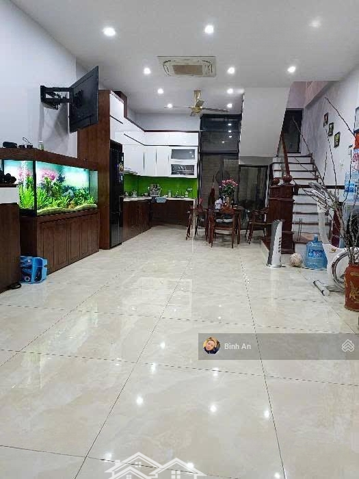 Bán Gấp Nhà Liền Kề Green Part Vĩnh Hưng Hàng Xóm Time City Tiện Ích Đáng Sống. Giá Chỉ 18,5 Tỷ.