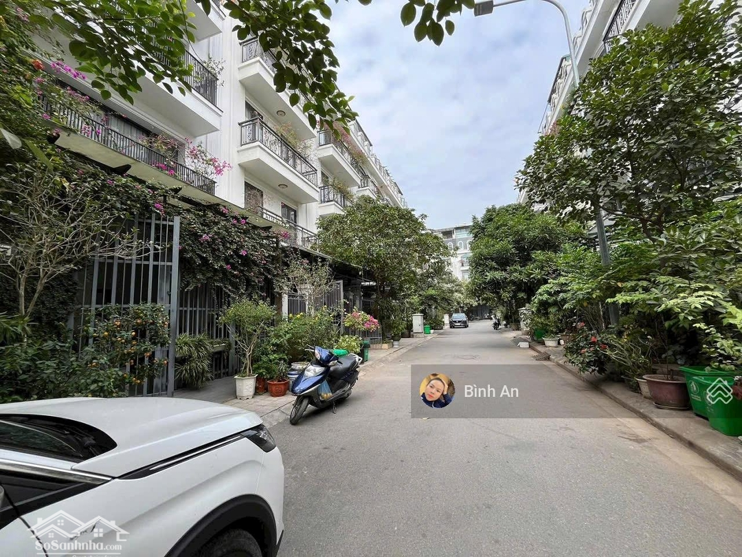 Bán Gấp Nhà Liền Kề Green Part Vĩnh Hưng Hàng Xóm Time City Tiện Ích Đáng Sống. Giá Chỉ 18,5 Tỷ.