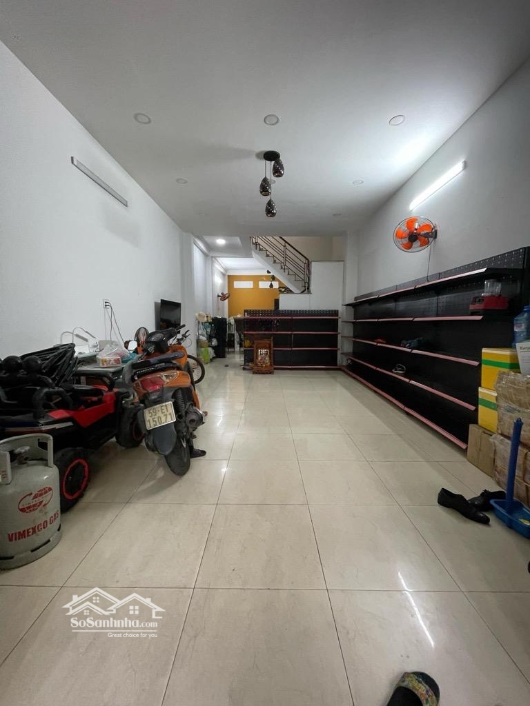 Lê Trọng Tấn - Giáp Tân Phú - Ngang 4.5M - 70M2 - Gần Aeon Tân Phú - Nhỉnh 6 Tỷ