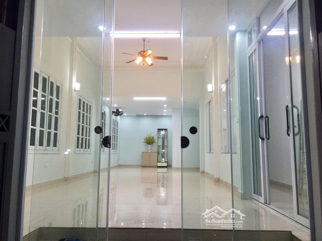 Cho Thuê Nhà Bạch Đằng-Hai Bà Trưngdiện Tích70M X 5 Tầng.mặt Tiền6M. Thông Sàn, Ko Tháng Máy